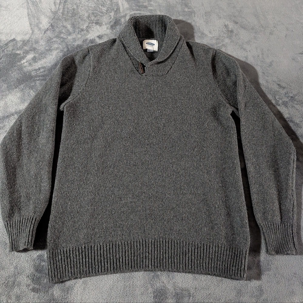 Old Navy Men's Charcoal Turtleneck Sweater